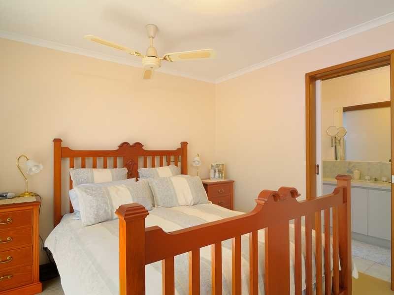 6 Clematis Crt, Patterson Lakes VIC 3197