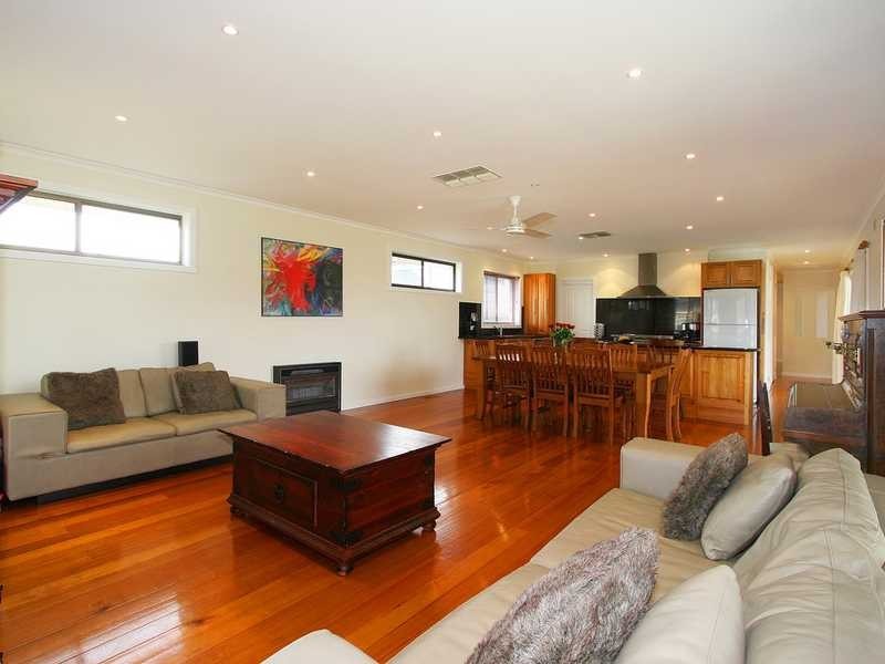 11 Newton Street, Seaford VIC 3198