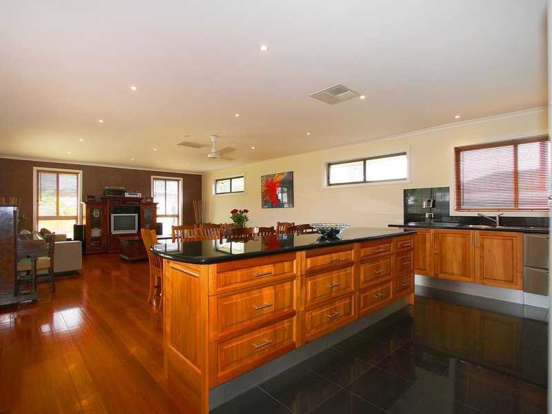 11 Newton Street, Seaford VIC 3198