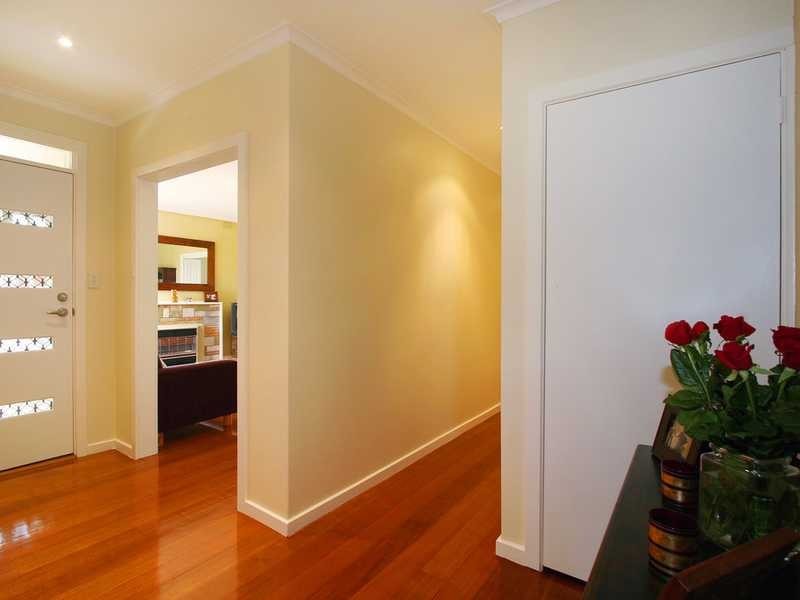 11 Newton Street, Seaford VIC 3198