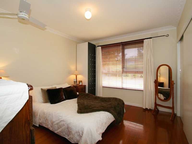 11 Newton Street, Seaford VIC 3198