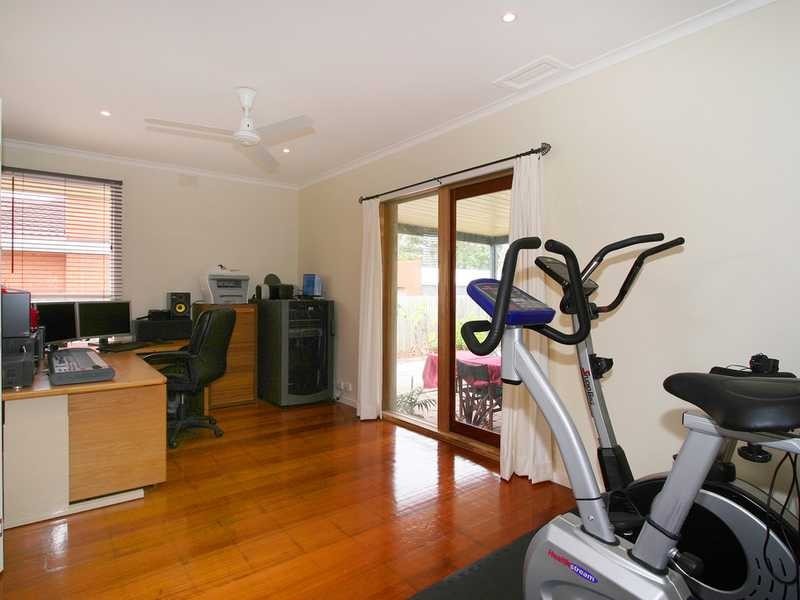 11 Newton Street, Seaford VIC 3198