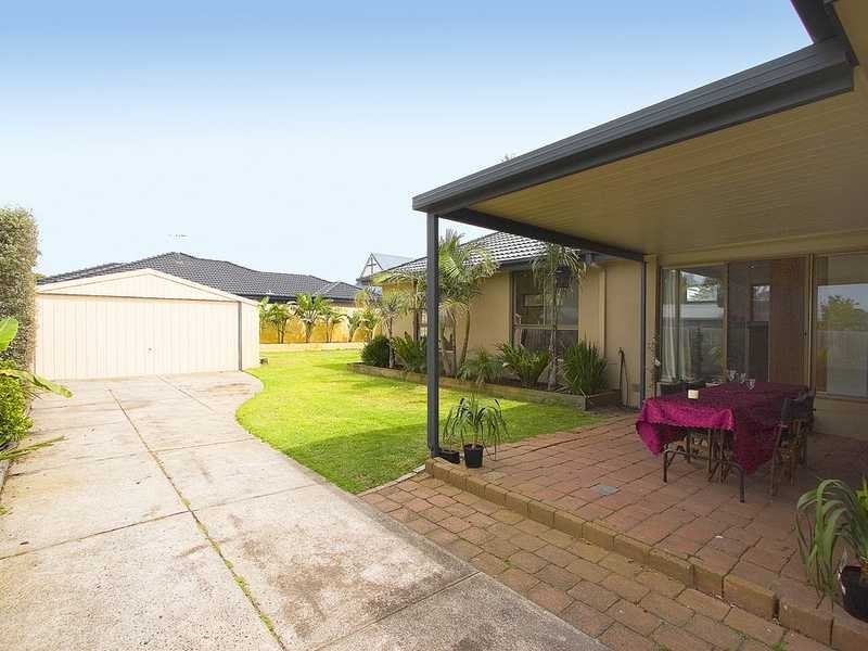 11 Newton Street, Seaford VIC 3198