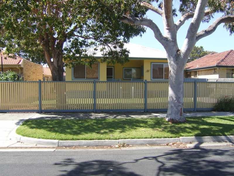 8 Crown Road, Bonbeach VIC 3196