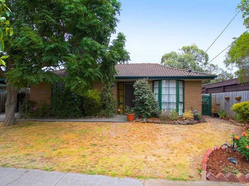 5 Clarood Crescent, Chelsea Heights VIC 3196
