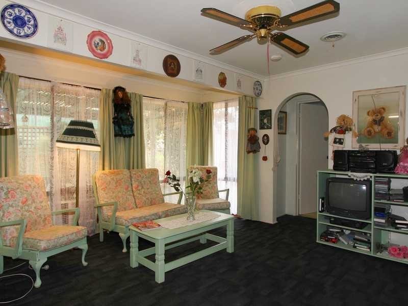 5 Clarood Crescent, Chelsea Heights VIC 3196