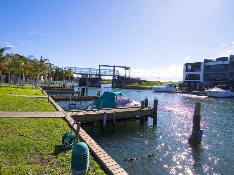 43 The Boulevard, Patterson Lakes VIC 3197