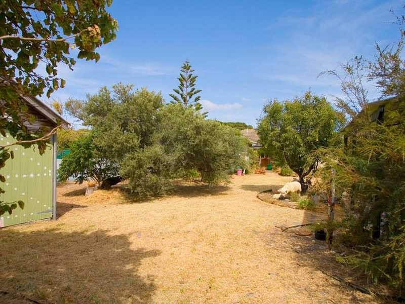 1 Swan Walk, Chelsea VIC 3196