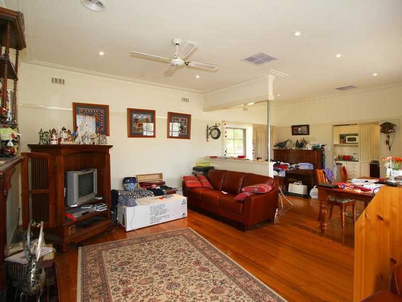 1 Swan Walk, Chelsea VIC 3196