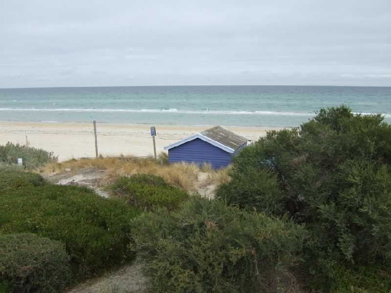 10A Berwen Grove, Chelsea VIC 3196