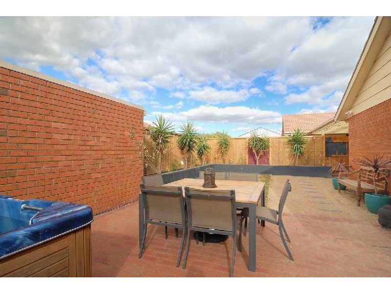 13 Scotch Parade, Chelsea VIC 3196