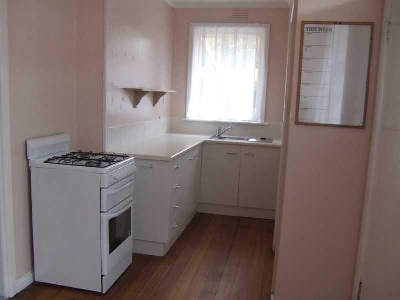 Unit 4/4 Gipps Avenue, Mordialloc VIC 3195