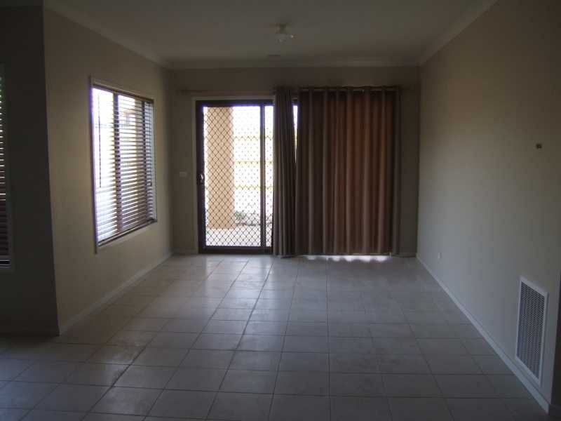 16 Brixton Road, Bonbeach VIC 3196