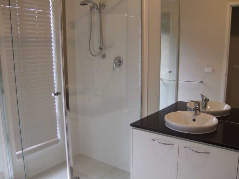 16 Brixton Road, Bonbeach VIC 3196