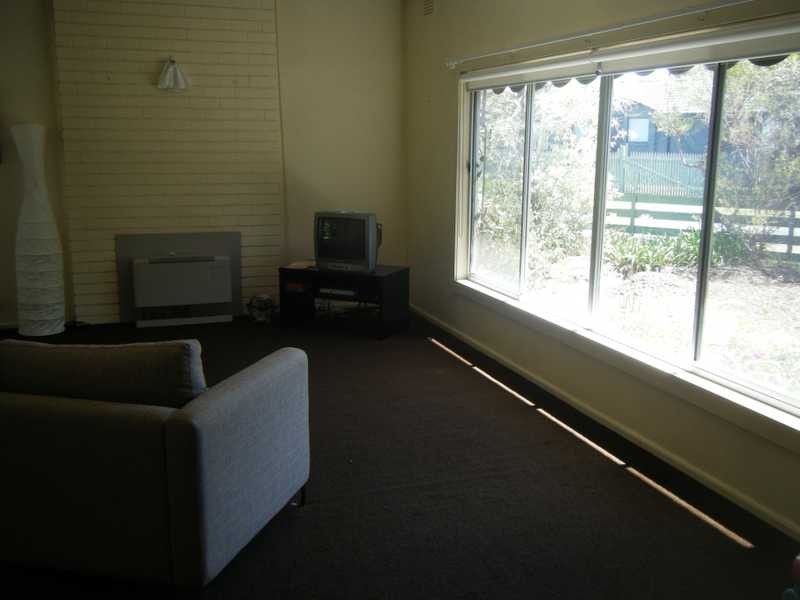 12 Downs Road, Seaford VIC 3198