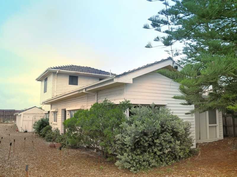 12 Wallum Road, Edithvale VIC 3196