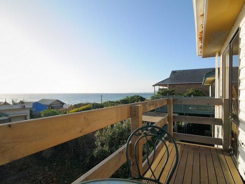 12 Wallum Road, Edithvale VIC 3196