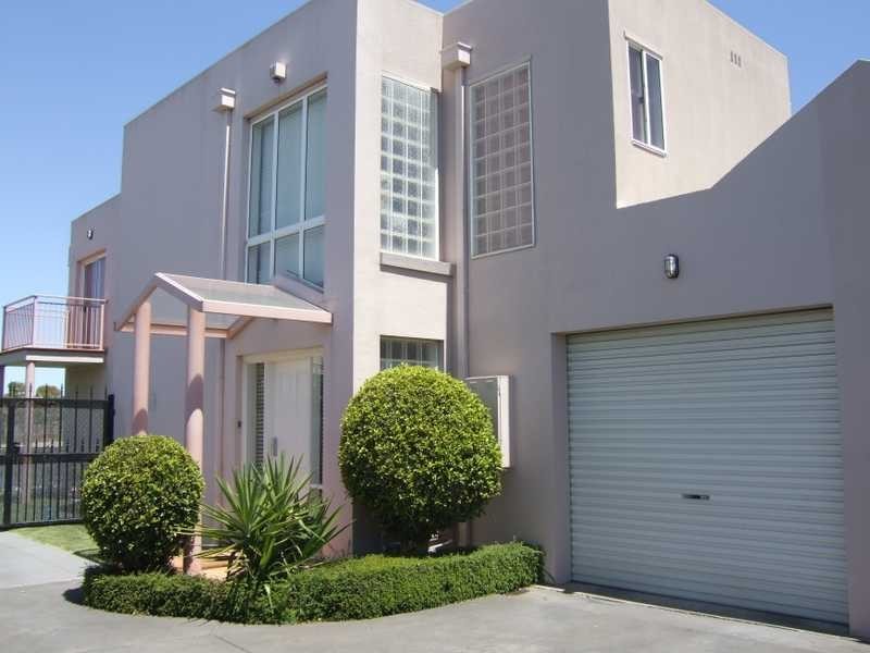 Unit 2/192 Mcleod Road, Patterson Lakes VIC 3197