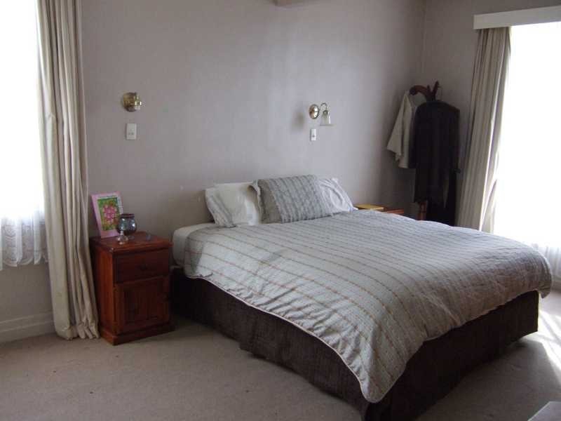 4 Foy Avenue, Chelsea VIC 3196