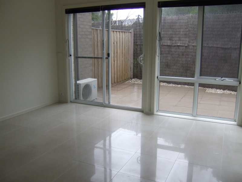 8/70 Wells Road, Seaford VIC 3198