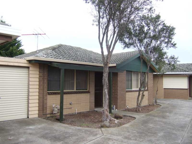 28 Golden Avenue, Chelsea VIC 3196