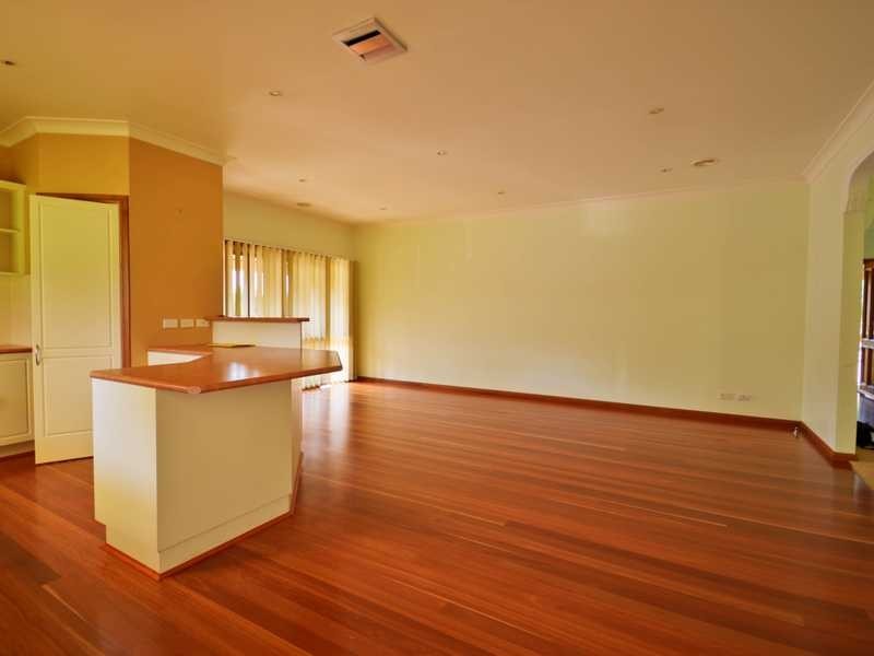 24 Rosemary Cct, Bowral NSW 2576