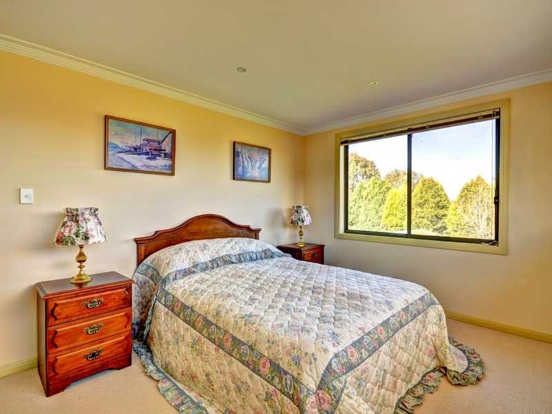 28 Carisbrooke Row, Bowral NSW 2576