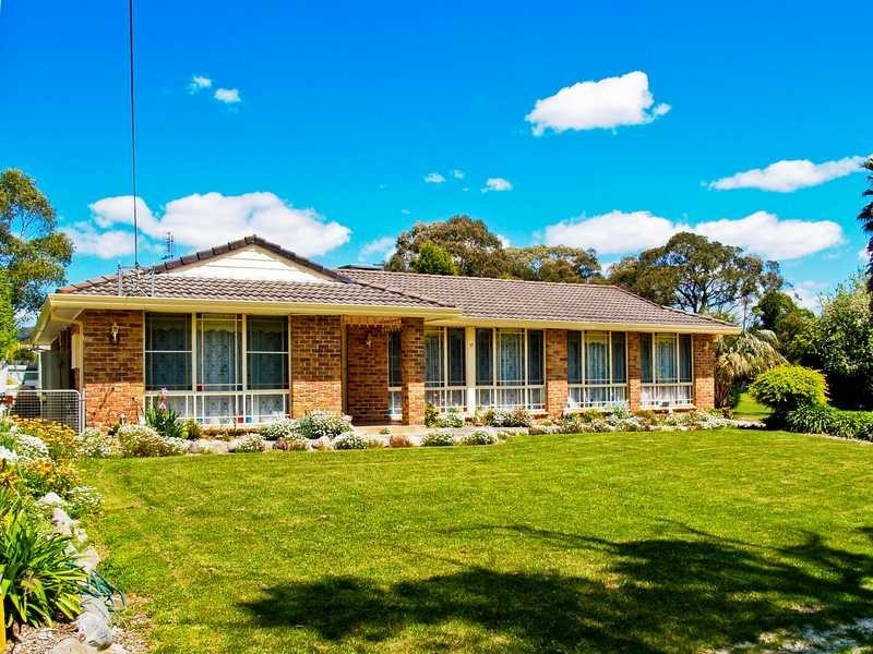 77 Colo St, Welby NSW 2575