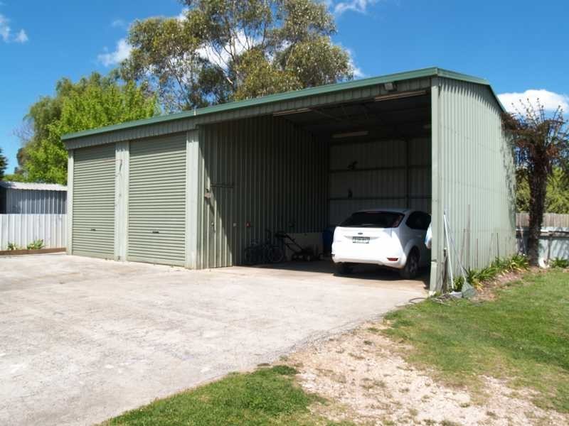 77 Colo St, Welby NSW 2575