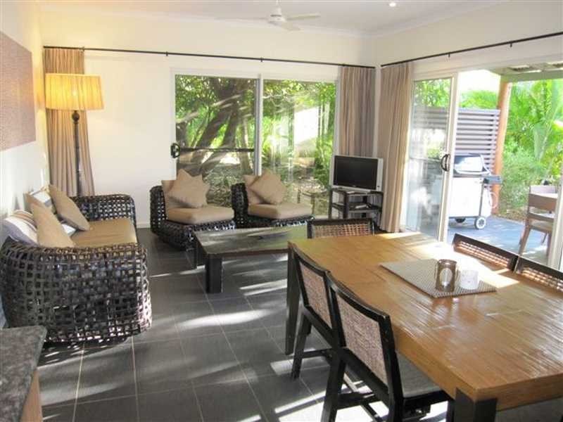 Villa 2/25 Millington Road, Cable Beach WA 6726