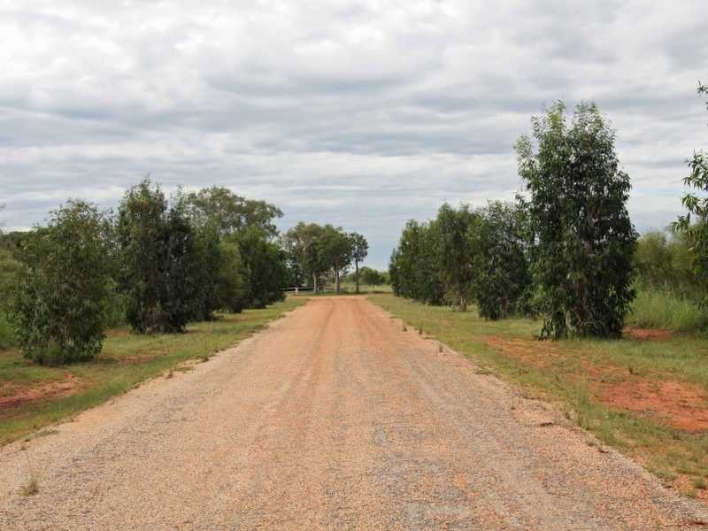 2 Broome Road, Roebuck WA 6725