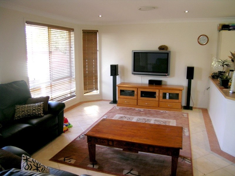 2 Oakmont Way, Rouse Hill NSW 2155