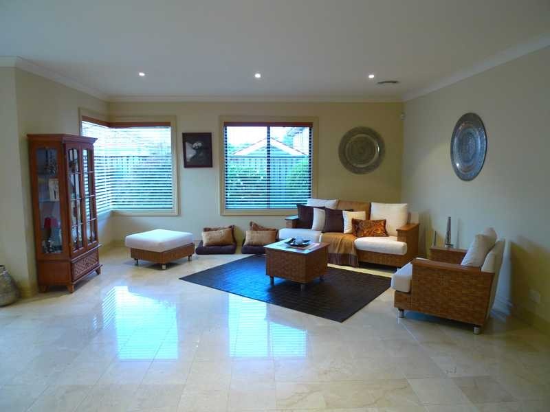 30 Giovanna Ct, Castle Hill NSW 2154