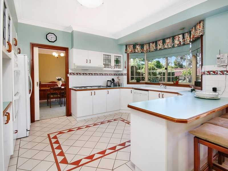 74 Gindurra Ave, Castle Hill NSW 2154