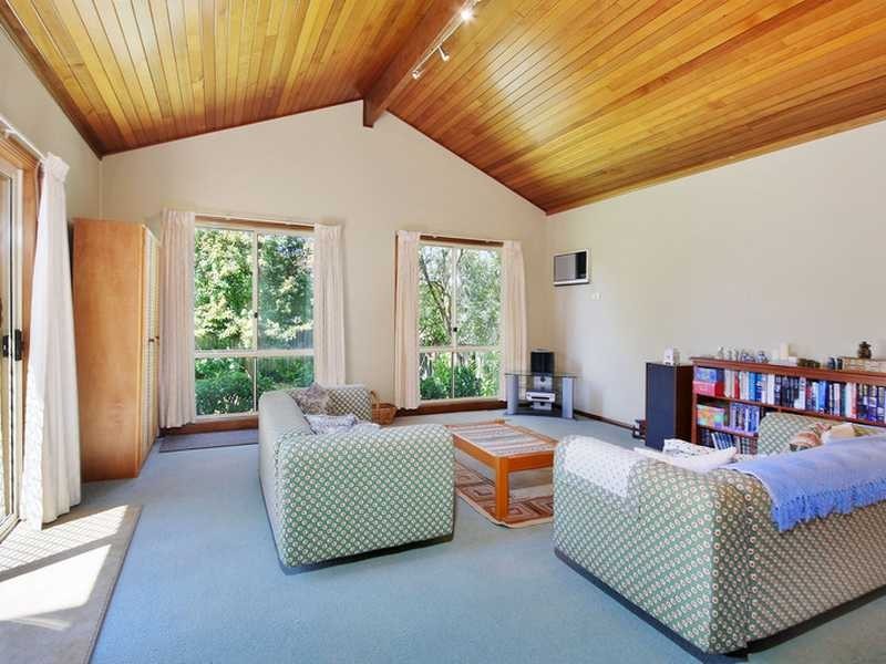 74 Gindurra Ave, Castle Hill NSW 2154