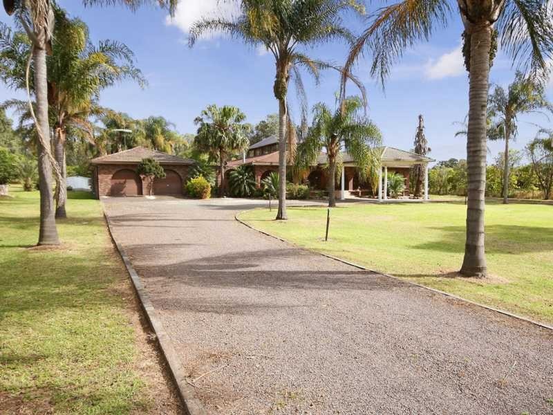 53 Samuel Marsden Rd, Orchard Hills NSW 2748