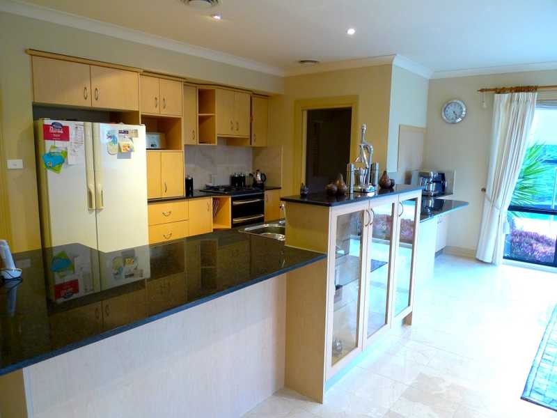 30 Giovanna Ct, Castle Hill NSW 2154