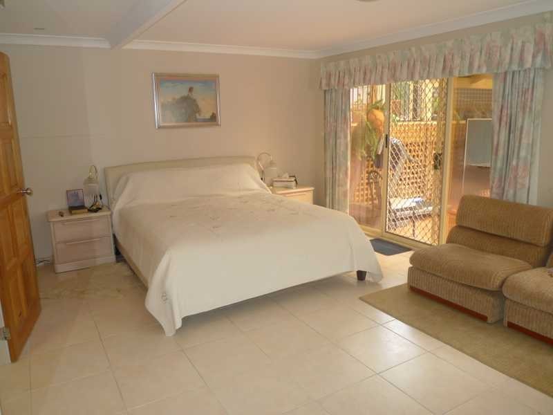 16 Tawmii Place, Castle Hill NSW 2154