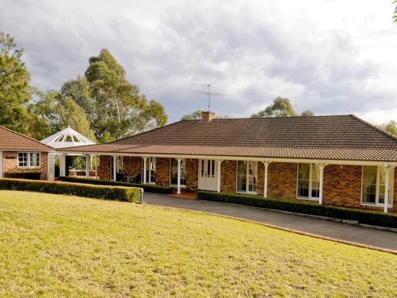 4 Logie Rd, Kenthurst NSW 2156