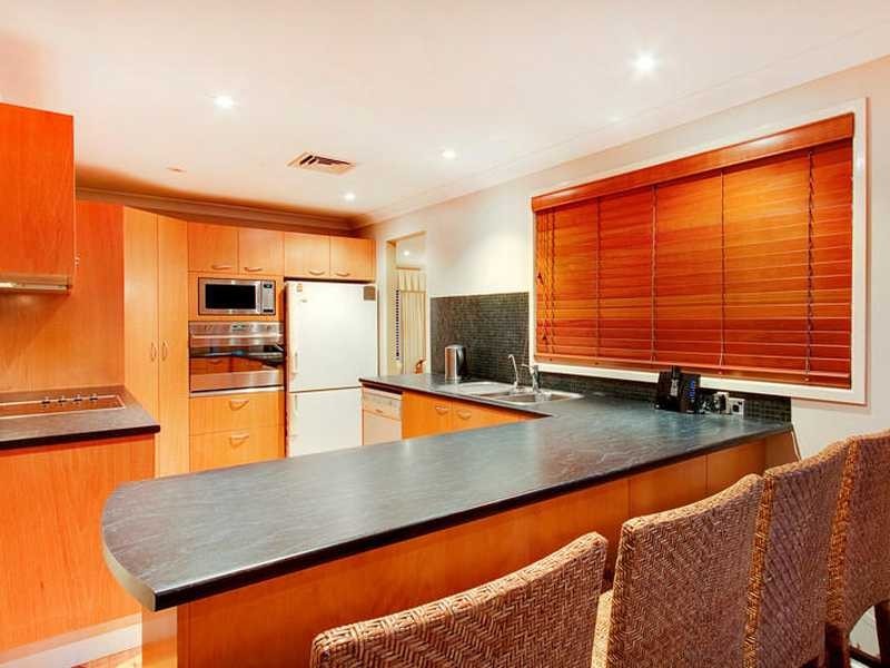 64 Ridgecrop Dr, Castle Hill NSW 2154