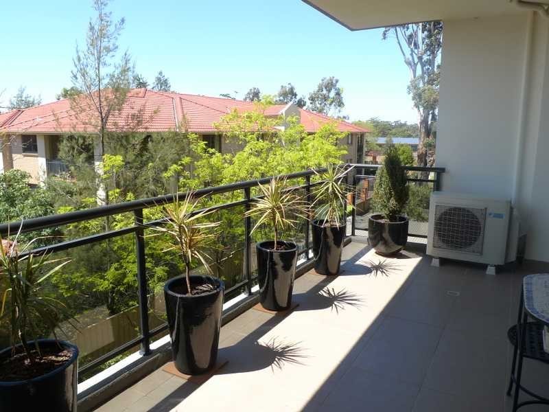 Unit 8/2-4 Purser Street, Castle Hill NSW 2154