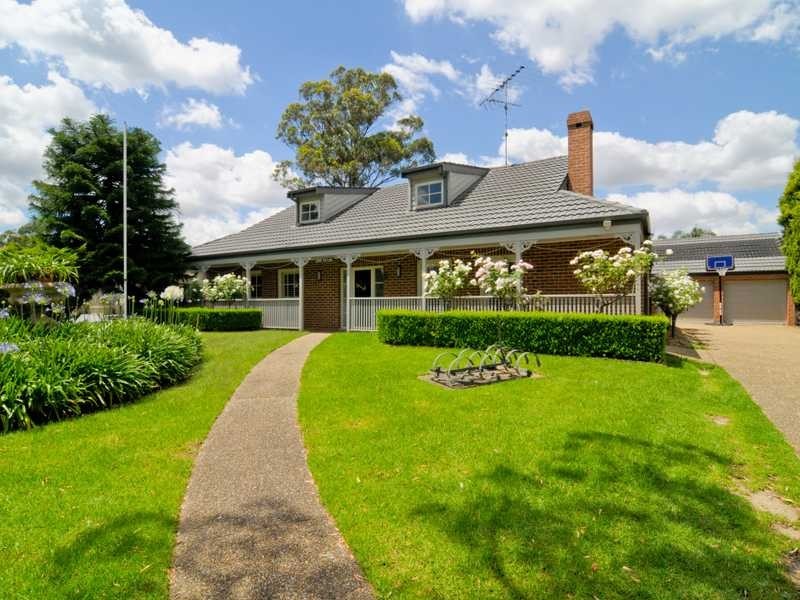 126 Glenhaven Rd, Glenhaven NSW 2156