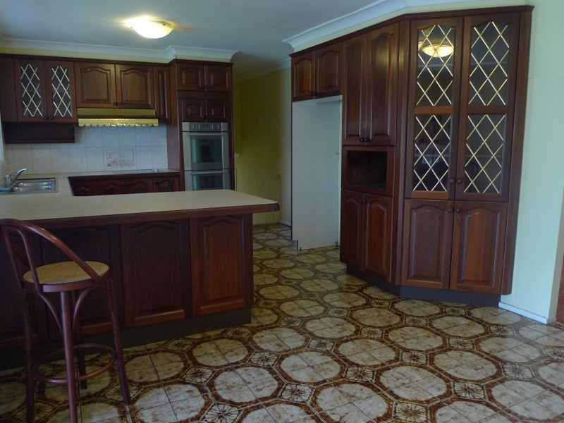 6 Barfil Crescent, South Wentworthville NSW 2145