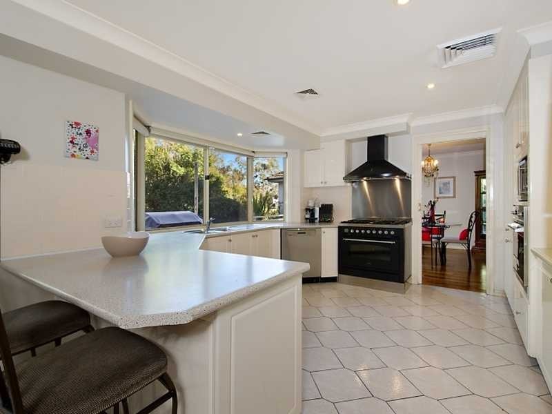 28 Hyde Avenue, Glenhaven NSW 2156