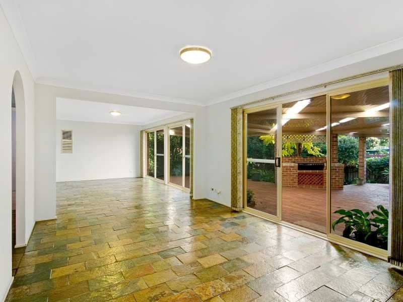 8 Kanangra Crescent, Cherrybrook NSW 2126
