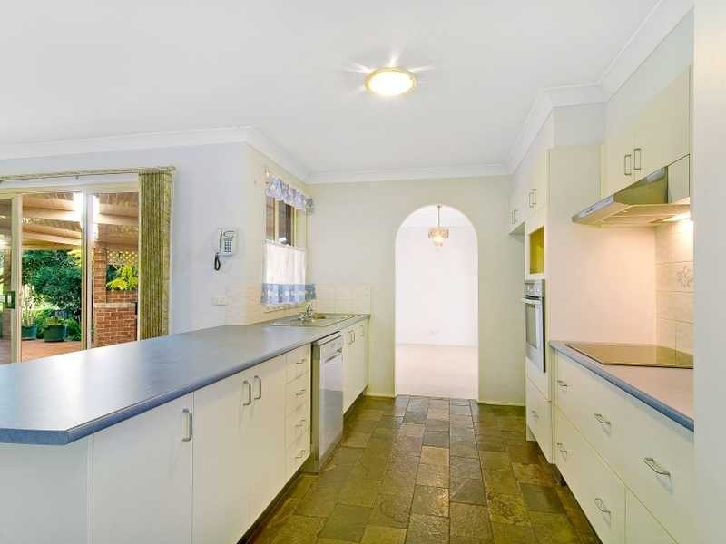 8 Kanangra Crescent, Cherrybrook NSW 2126