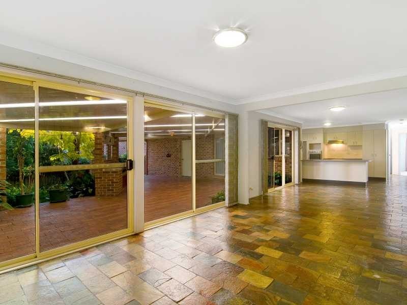 8 Kanangra Crescent, Cherrybrook NSW 2126