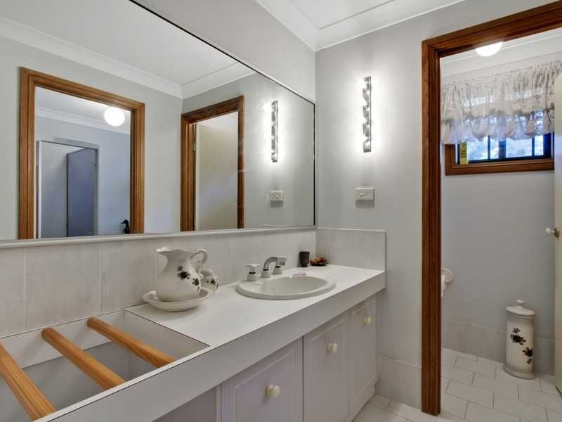 10 Coomalie Ave, Castle Hill NSW 2154