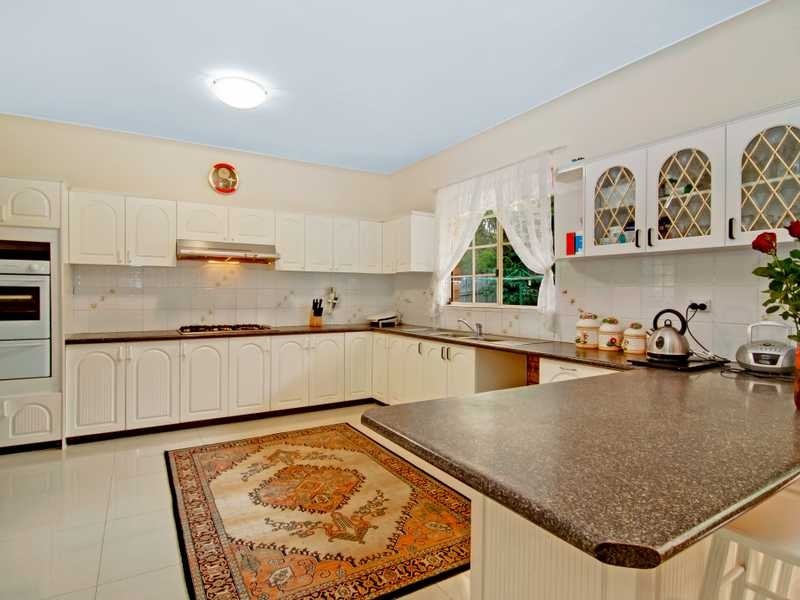 11 Amelia Godbee Ave, Glenhaven NSW 2156