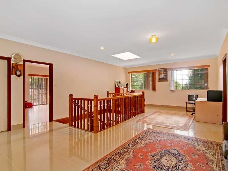 11 Amelia Godbee Ave, Glenhaven NSW 2156